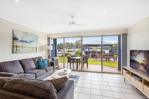Sails Luxury Apartments Merimbula - Sunshine Coast Tourism 36