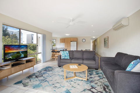 Sails Luxury Apartments Merimbula - Sunshine Coast Tourism 17