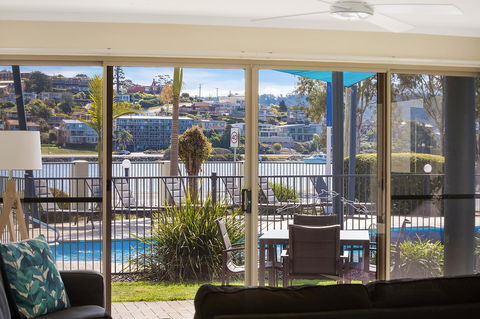Sails Luxury Apartments Merimbula - Sunshine Coast Tourism 18