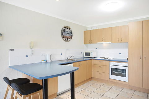 Sails Luxury Apartments Merimbula - Sunshine Coast Tourism 28
