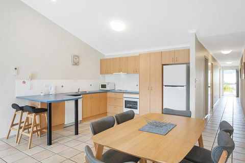 Sails Luxury Apartments Merimbula - Sunshine Coast Tourism 38