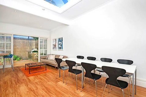 Holiday Home Fairy Bower Road Manly FAB05 - Holiday Sunshine Coast 4