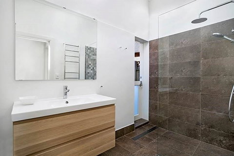 Holiday Home Fairy Bower Road Manly FAB05 - Holiday Sunshine Coast 8