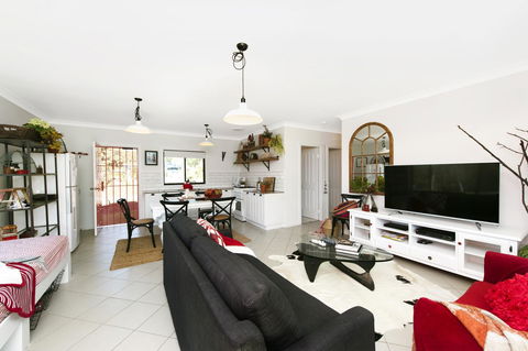 The Woods Farm Jervis Bay - Sunshine Coast Tourism 16