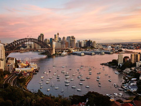 View Sydney - Holiday Sunshine Coast 19