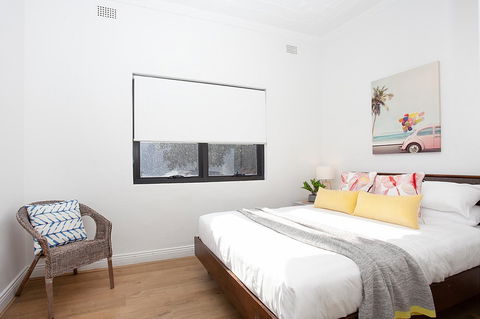 Stylish Apartment With Garage Near Bondi Beach - Holiday Sunshine Coast 4