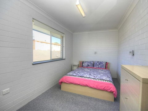 45 Wharf Street - Whole House - Sunshine Coast Tourism 9