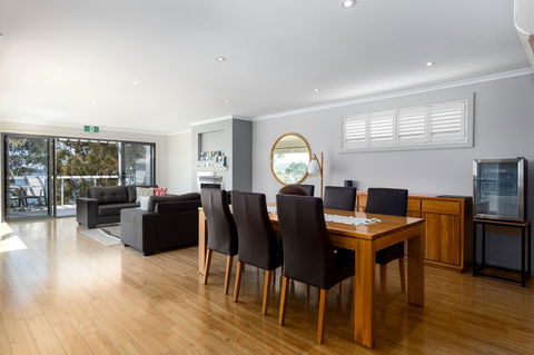 The Edgewater On Greville - Holiday Sunshine Coast 11