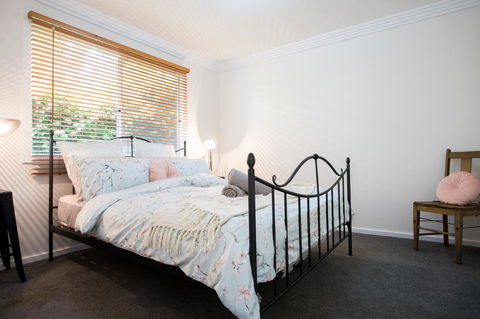 Armidale Cottage - House 2 - Sunshine Coast Tourism 23