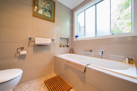 Armidale Cottage - House 2 - Sunshine Coast Tourism 28