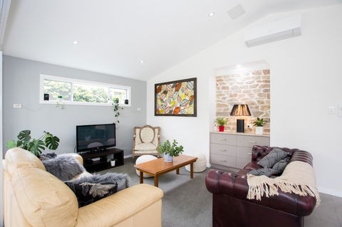 Armidale Cottage - House 2 - Sunshine Coast Tourism 21