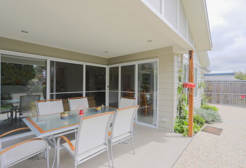 Armidale Cottage - House 2 - Sunshine Coast Tourism 5