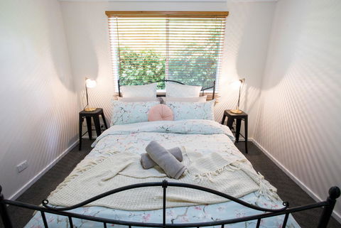 Armidale Cottage - House 2 - Sunshine Coast Tourism 25