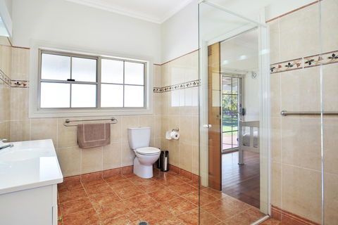 Terara Riverside Retreat - Sunshine Coast Tourism 17