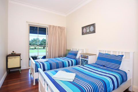 Terara Riverside Retreat - Sunshine Coast Tourism 9