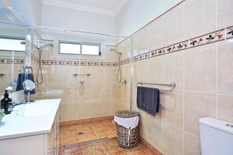 Terara Riverside Retreat - Sunshine Coast Tourism 15