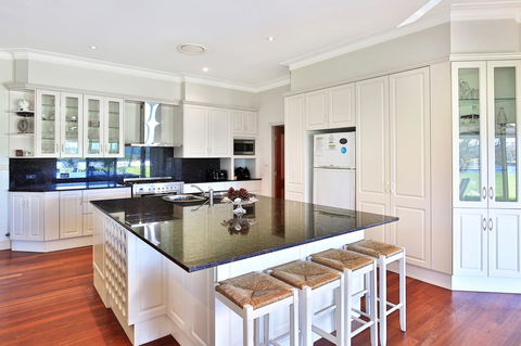Terara Riverside Retreat - Sunshine Coast Tourism 3