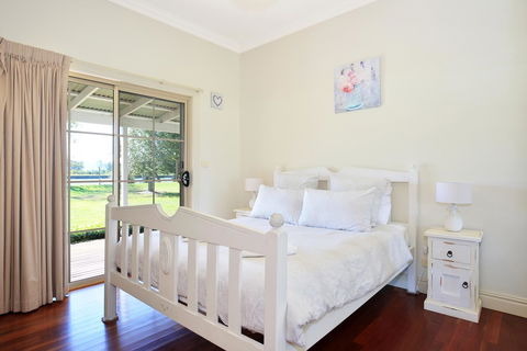 Terara Riverside Retreat - Sunshine Coast Tourism 14