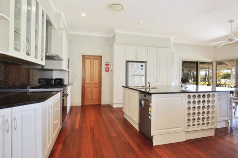 Terara Riverside Retreat - Sunshine Coast Tourism 8