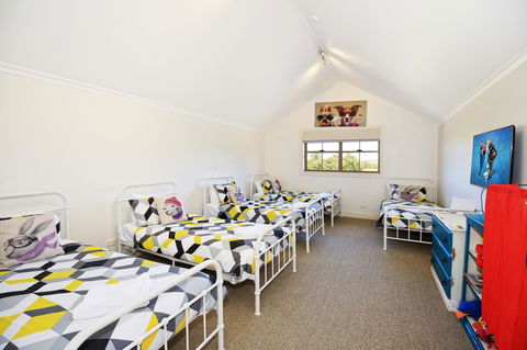 Terara Riverside Retreat - Sunshine Coast Tourism 12