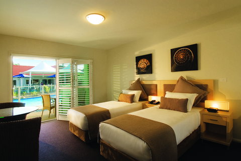Oaks Port Stephens Pacific Blue Resort - Sunshine Coast Tourism 6