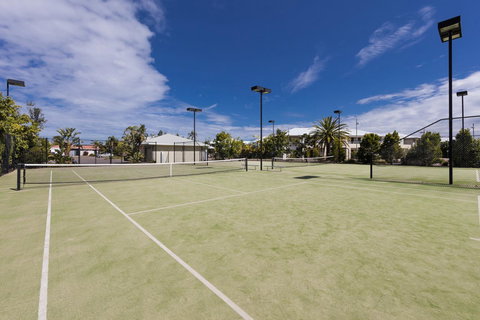 Oaks Port Stephens Pacific Blue Resort - Sunshine Coast Tourism 4