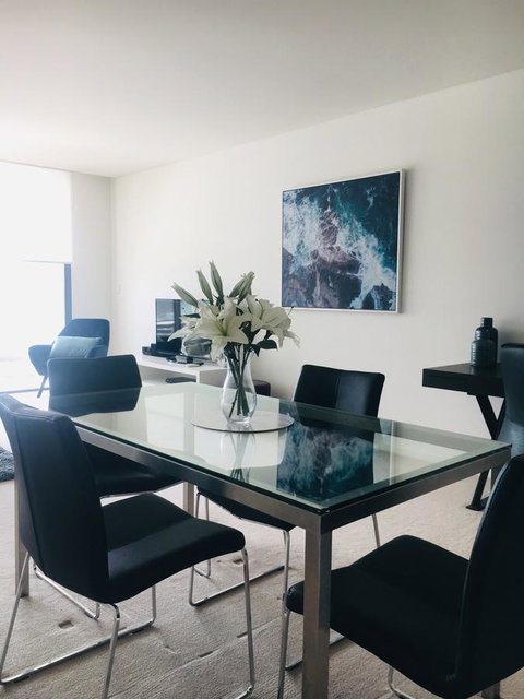 Wyndel Apartments Neutral Bay - The Mint - Holiday Sunshine Coast 4