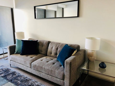 Wyndel Apartments Neutral Bay - The Mint - Holiday Sunshine Coast 9