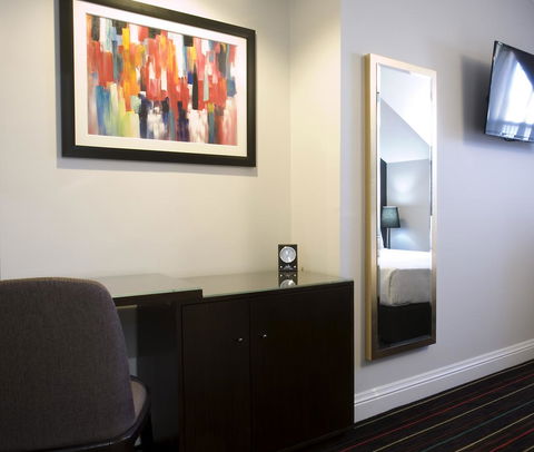 Hotel Challis Potts Point - Sunshine Coast Tourism 28