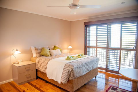 Sinclairs Country Retreat - Sunshine Coast Tourism 12