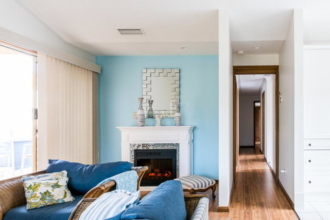 Ambience - Holiday Sunshine Coast 7