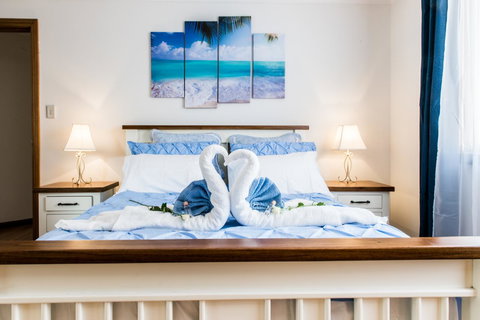 Ambience - Holiday Sunshine Coast 10