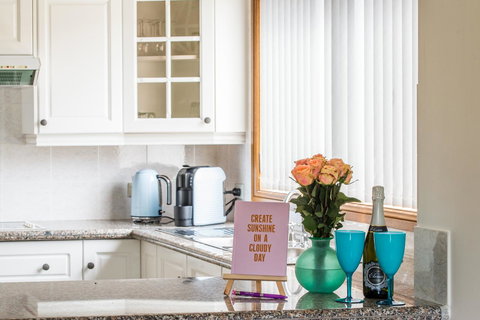 Ambience - Holiday Sunshine Coast 4