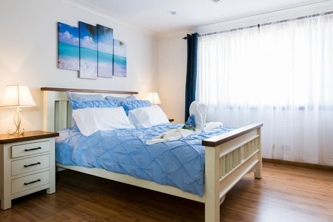 Ambience - Holiday Sunshine Coast 9