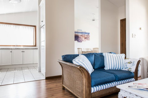 Ambience - Holiday Sunshine Coast 8