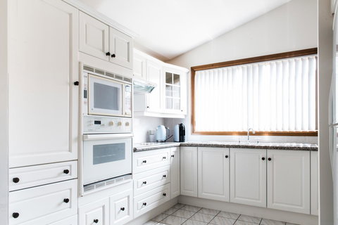 Ambience - Holiday Sunshine Coast 3