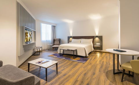 The Grace Hotel - Sunshine Coast Tourism 5