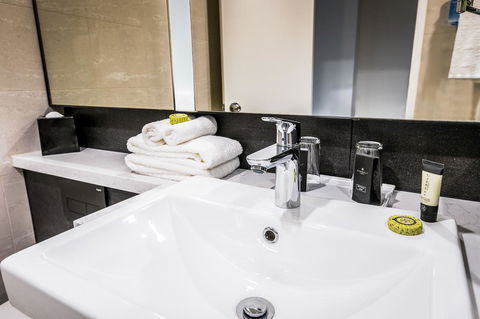 The Grace Hotel - Sunshine Coast Tourism 27