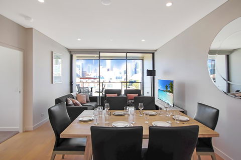 DD Apartments At International Convention Centre - Sunshine Coast Tourism 4