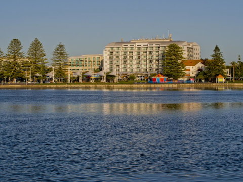 Oaks The Entrance Waterfront Suites - Sunshine Coast Tourism 15