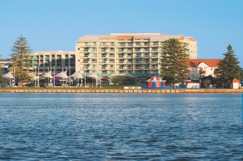 Oaks The Entrance Waterfront Suites - Sunshine Coast Tourism 9