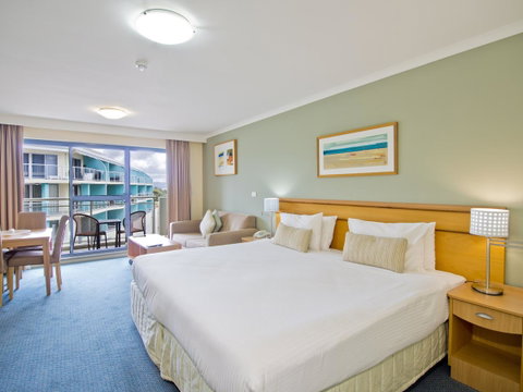 Oaks The Entrance Waterfront Suites - Sunshine Coast Tourism 10