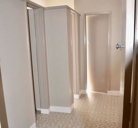 Commercial Hotel Motel Lithgow - Sunshine Coast Tourism 21