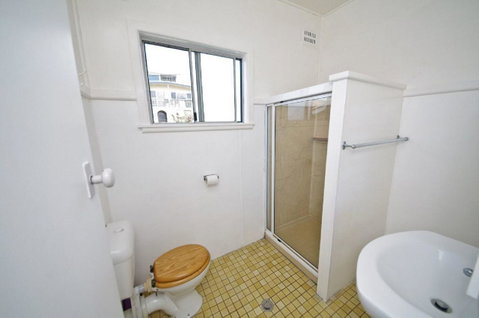Apollo 1, 9 Hodgson Street - Sunshine Coast Tourism 5