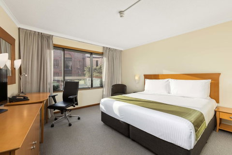 Sydney Harbour Hotel - Sunshine Coast Tourism 9