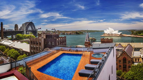 Sydney Harbour Hotel - Sunshine Coast Tourism 2