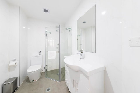 Dixon Residences - Holiday Sunshine Coast 13