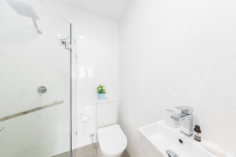 Dixon Residences - Holiday Sunshine Coast 26