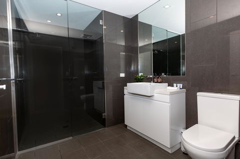 Brand New Executive Apartment - Holiday Sunshine Coast 16