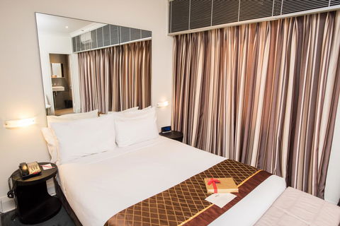 Kirketon Hotel Sydney - Sunshine Coast Tourism 7